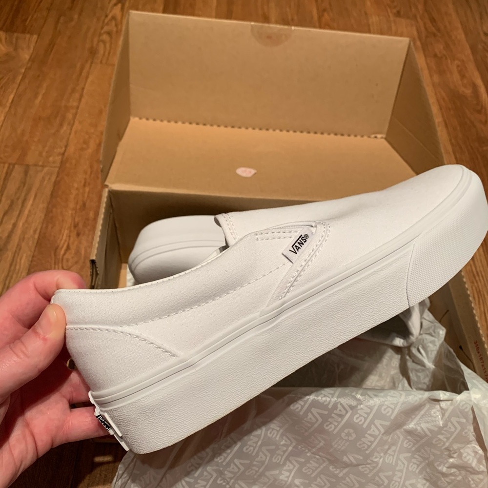 Slip-on Platform Vans